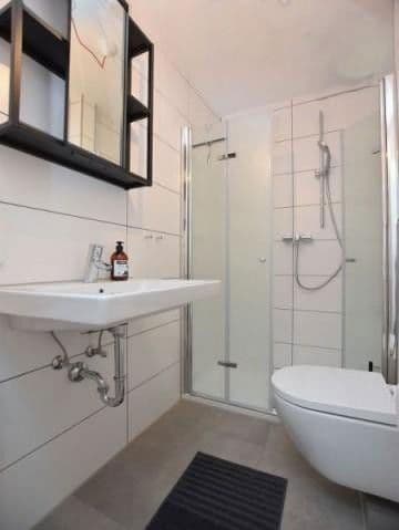 Prodej bytu 1+kk 35 m², Alexanderstraße 61, Stuttgart, Bádensko-Württembersko Prodej bytu 1+kk 35 m², Alexanderstraße 61, Stuttgart, Bádensko-Württembersko