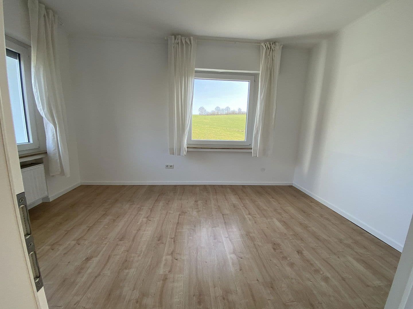 Pronájem bytu 5+1 95 m², Beethovenstraße 14, Hückeswagen, Severní Porýní-Vestfálsko Pronájem bytu 5+1 95 m², Beethovenstraße 14, Hückeswagen, Severní Porýní-Vestfálsko