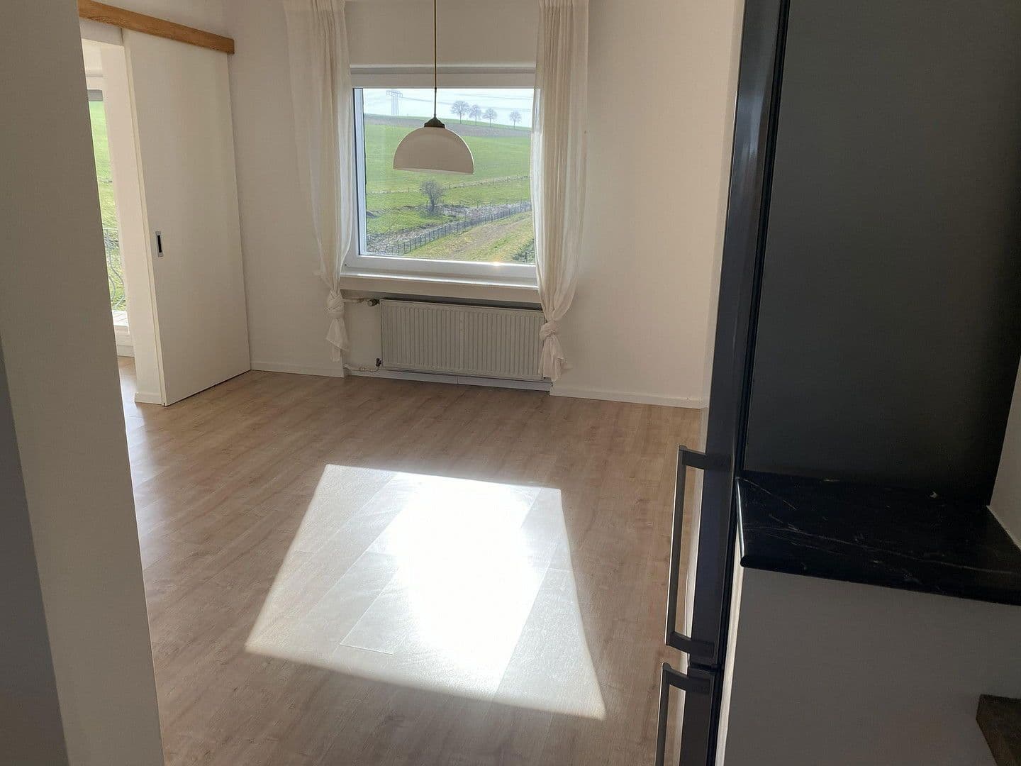 Pronájem bytu 5+1 95 m², Beethovenstraße 14, Hückeswagen, Severní Porýní-Vestfálsko Pronájem bytu 5+1 95 m², Beethovenstraße 14, Hückeswagen, Severní Porýní-Vestfálsko