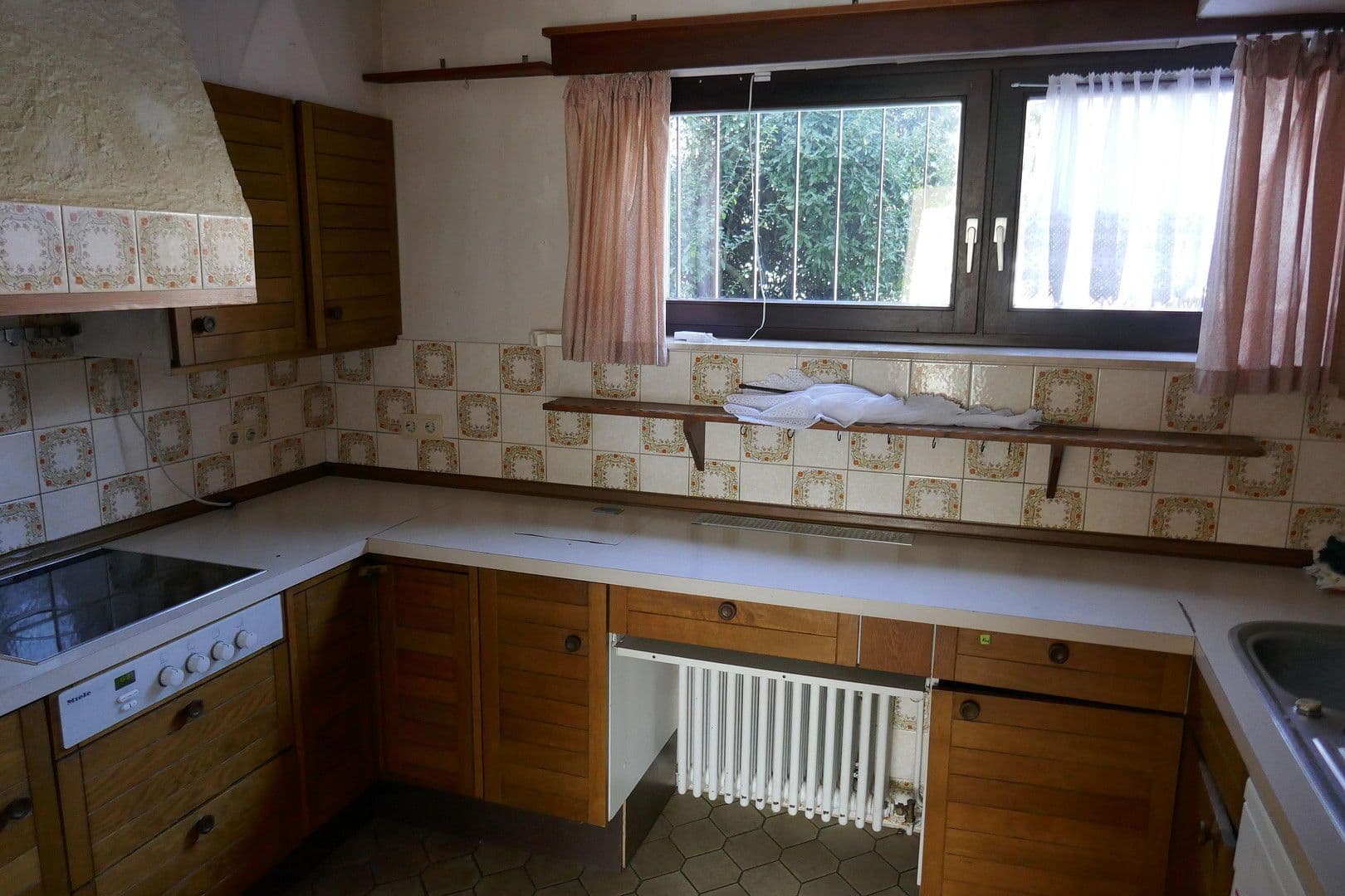 Prodej domu 140 m², pozemek 259 m², Rostocker Straße 20, Saarbrücken, Země Sársko Prodej domu 140 m², pozemek 259 m², Rostocker Straße 20, Saarbrücken, Země Sársko