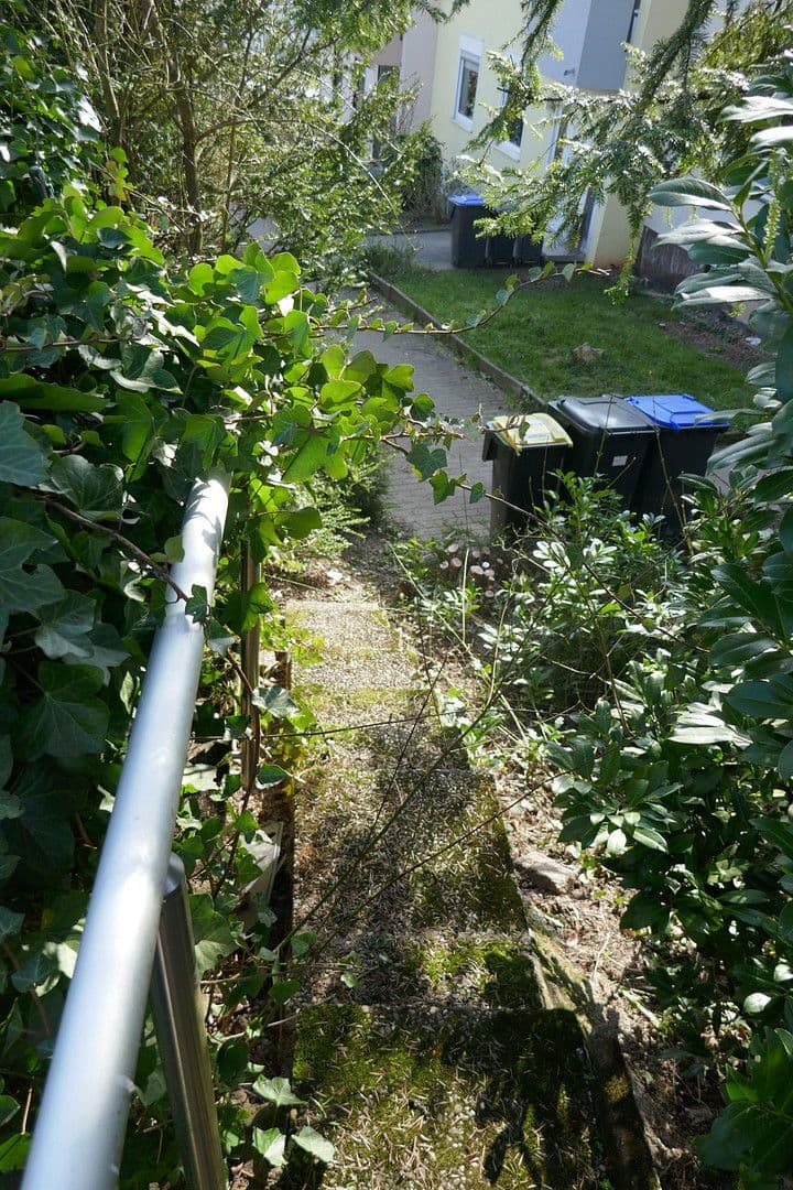 Prodej domu 140 m², pozemek 259 m², Rostocker Straße 20, Saarbrücken, Země Sársko Prodej domu 140 m², pozemek 259 m², Rostocker Straße 20, Saarbrücken, Země Sársko