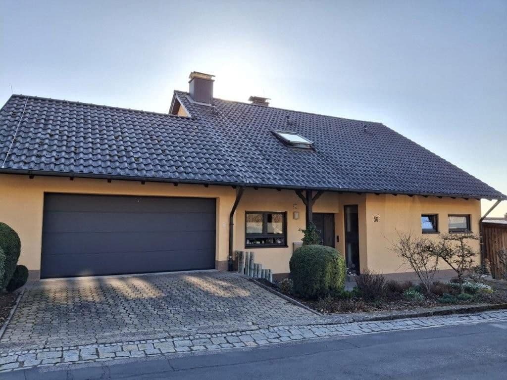 Prodej domu 228 m², pozemek 1.457 m², Schonungen, Bavorsko Prodej domu 228 m², pozemek 1.457 m², Schonungen, Bavorsko