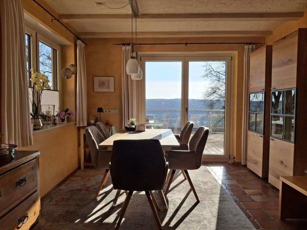 Prodej domu 228 m², pozemek 1.457 m², Schonungen, Bavorsko Prodej domu 228 m², pozemek 1.457 m², Schonungen, Bavorsko