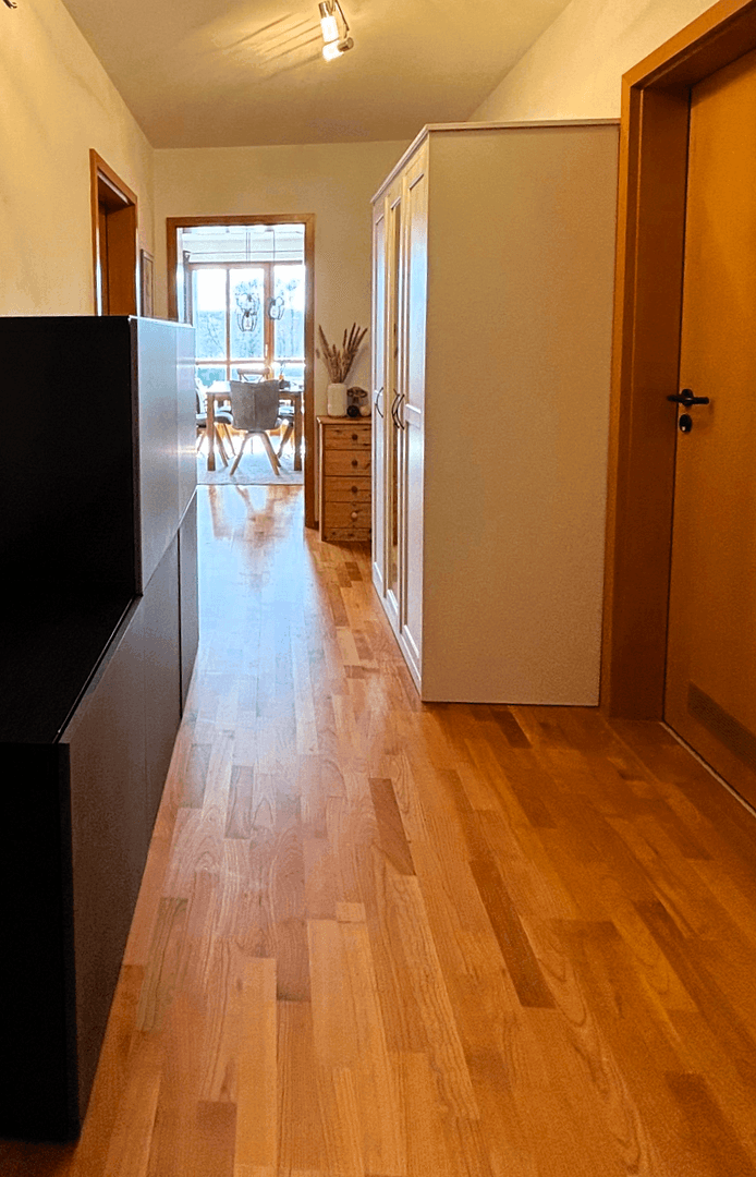 Prodej bytu 3+1 90 m², Eichenstr. 1c, Merching, Bavorsko Prodej bytu 3+1 90 m², Eichenstr. 1c, Merching, Bavorsko