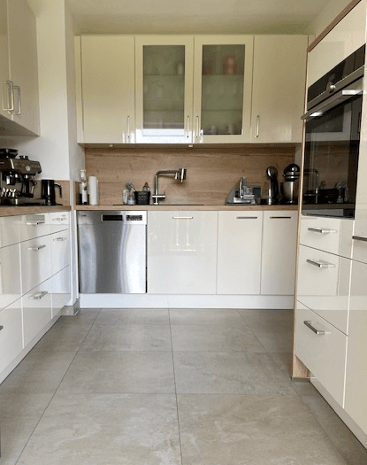 Prodej bytu 3+1 90 m², Eichenstr. 1c, Merching, Bavorsko Prodej bytu 3+1 90 m², Eichenstr. 1c, Merching, Bavorsko