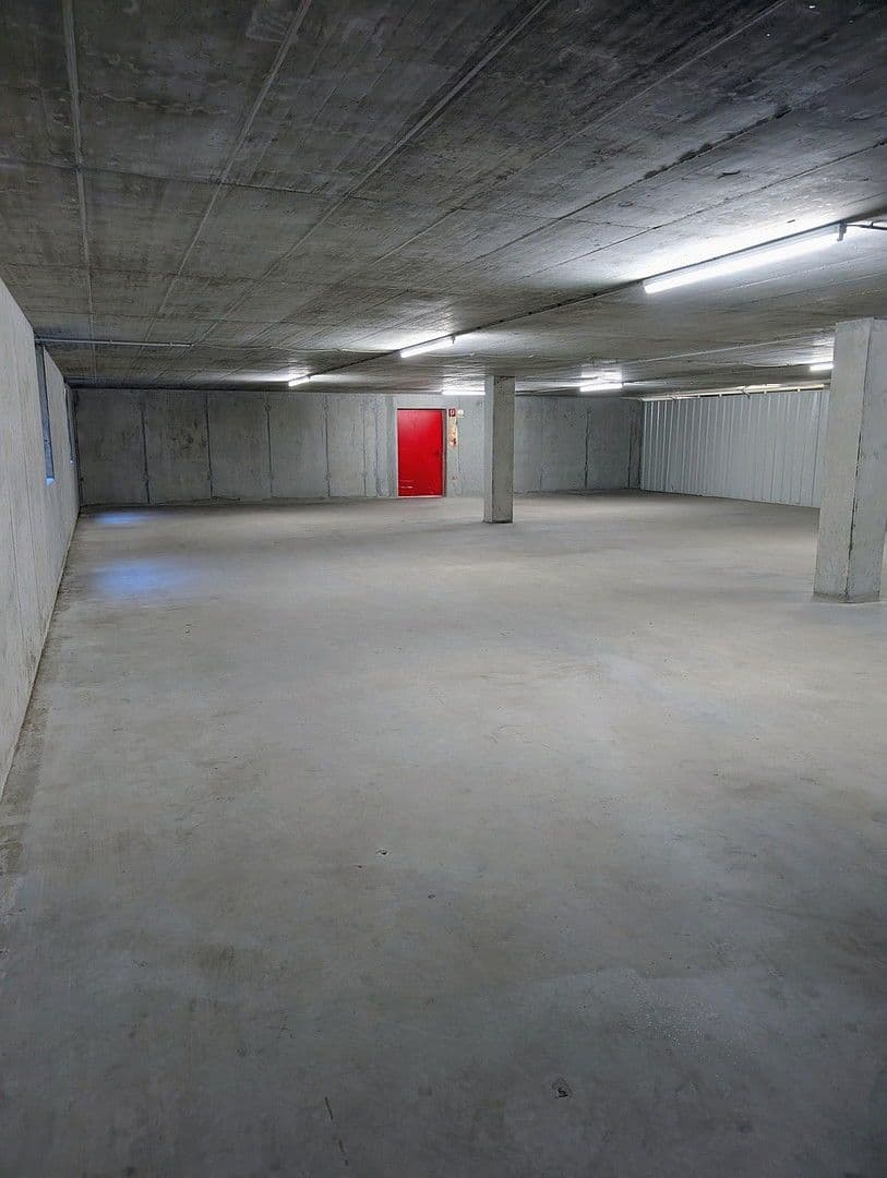 Pronájem nebytového prostoru 284 m², Dachauer Straße 382, München, Bavorsko Pronájem nebytového prostoru 284 m², Dachauer Straße 382, München, Bavorsko