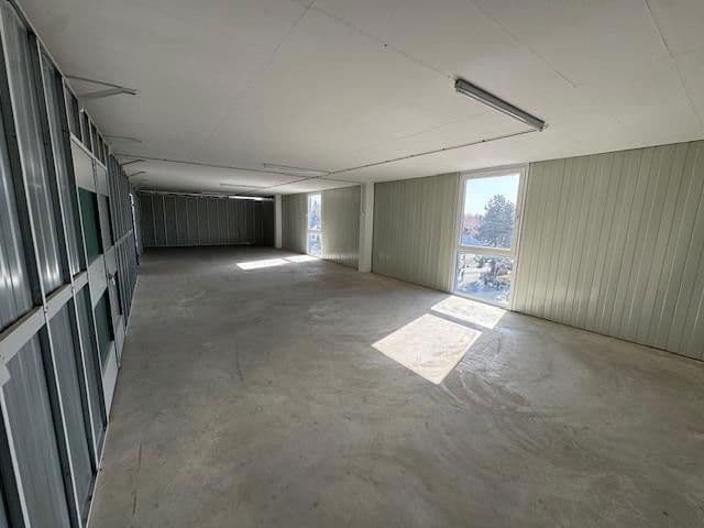 Pronájem nebytového prostoru 109 m², Kreillerstrasse 77, München, Bavorsko Pronájem nebytového prostoru 109 m², Kreillerstrasse 77, München, Bavorsko