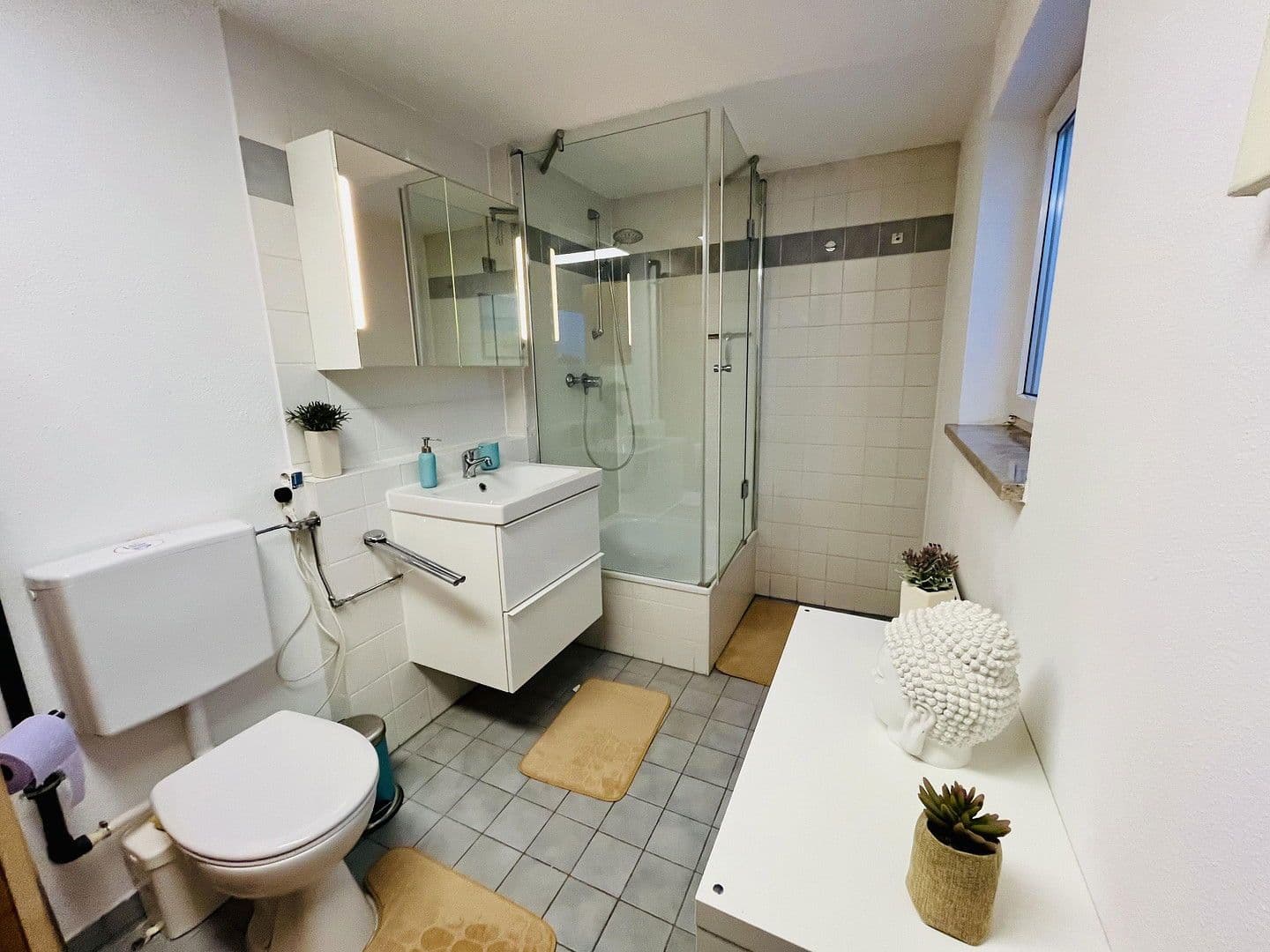 Pronájem bytu 2+1 105 m², Gilching, Bavorsko Pronájem bytu 2+1 105 m², Gilching, Bavorsko