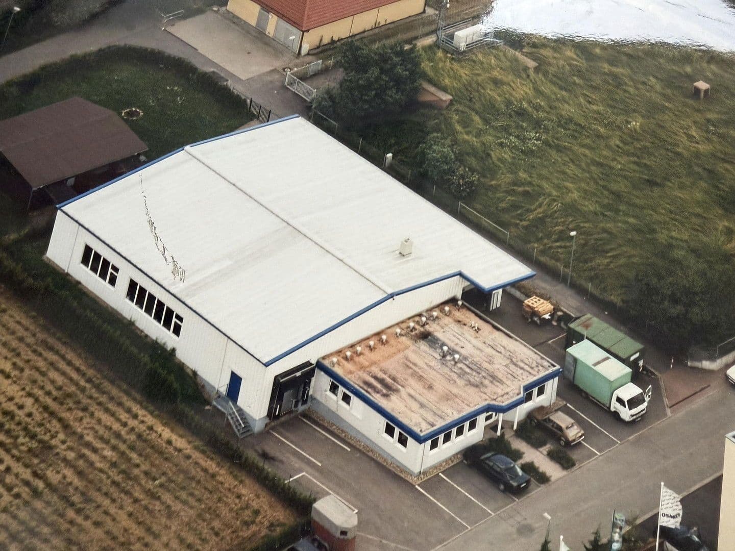 Pronájem nebytového prostoru 800 m², Neulingen, Bádensko-Württembersko Pronájem nebytového prostoru 800 m², Neulingen, Bádensko-Württembersko