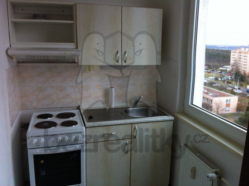 Pronájem bytu 1+1 30 m², Krynická, Praha, Praha Pronájem bytu 1+1 30 m², Krynická, Praha, Praha