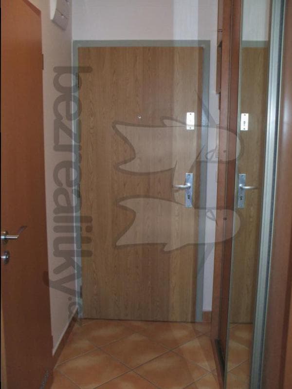Pronájem bytu 1+kk 37 m², Poupětova, Praha, Praha Pronájem bytu 1+kk 37 m², Poupětova, Praha, Praha