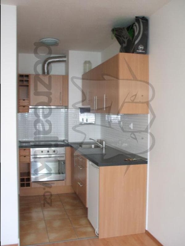 Pronájem bytu 1+kk 37 m², Poupětova, Praha, Praha Pronájem bytu 1+kk 37 m², Poupětova, Praha, Praha