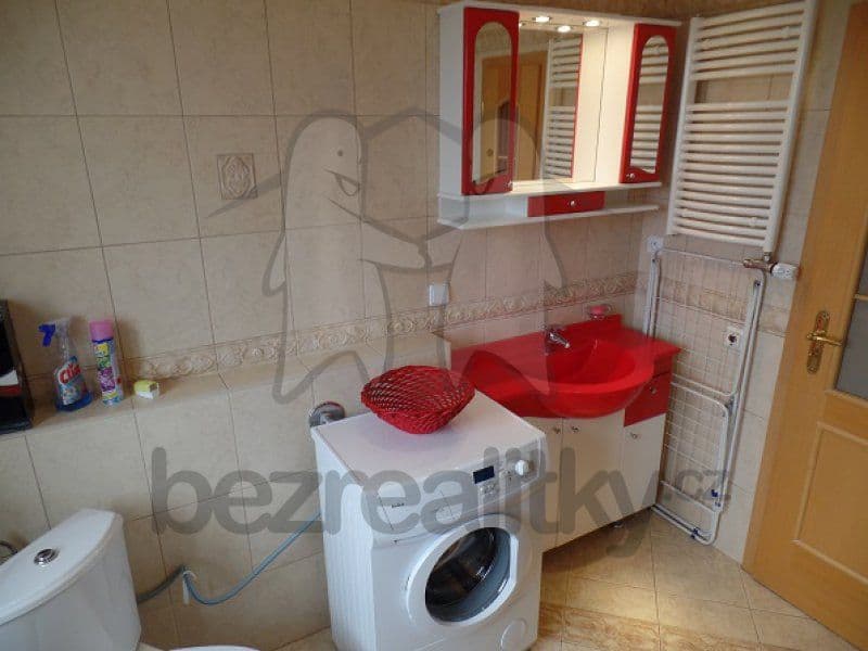 Pronájem bytu 2+1 114 m², Pod Bučinou, Řitka, Středočeský kraj Pronájem bytu 2+1 114 m², Pod Bučinou, Řitka, Středočeský kraj