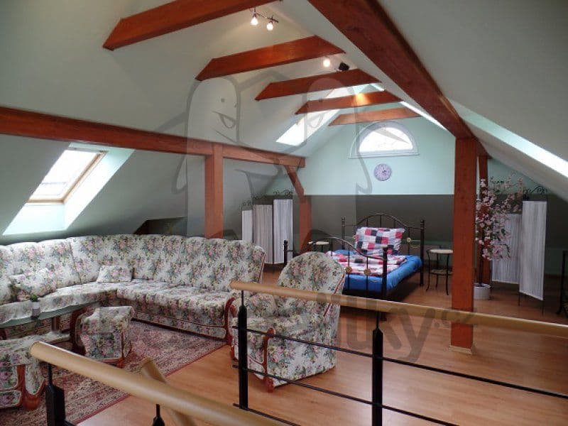 Pronájem bytu 2+1 114 m², Pod Bučinou, Řitka, Středočeský kraj Pronájem bytu 2+1 114 m², Pod Bučinou, Řitka, Středočeský kraj