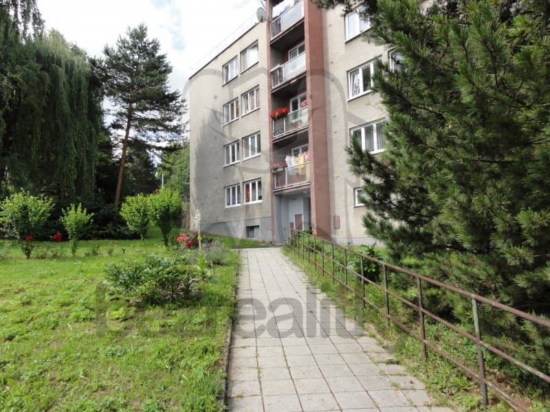 Pronájem bytu 1+kk 24 m², Štefánikova, Zlín, Zlínský kraj Pronájem bytu 1+kk 24 m², Štefánikova, Zlín, Zlínský kraj