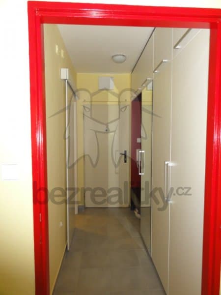 Pronájem bytu 1+kk 24 m², Štefánikova, Zlín, Zlínský kraj Pronájem bytu 1+kk 24 m², Štefánikova, Zlín, Zlínský kraj