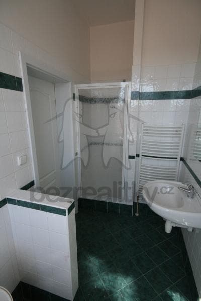 Pronájem bytu 1+kk 37 m², Svatoanenská, Telč, Kraj Vysočina Pronájem bytu 1+kk 37 m², Svatoanenská, Telč, Kraj Vysočina