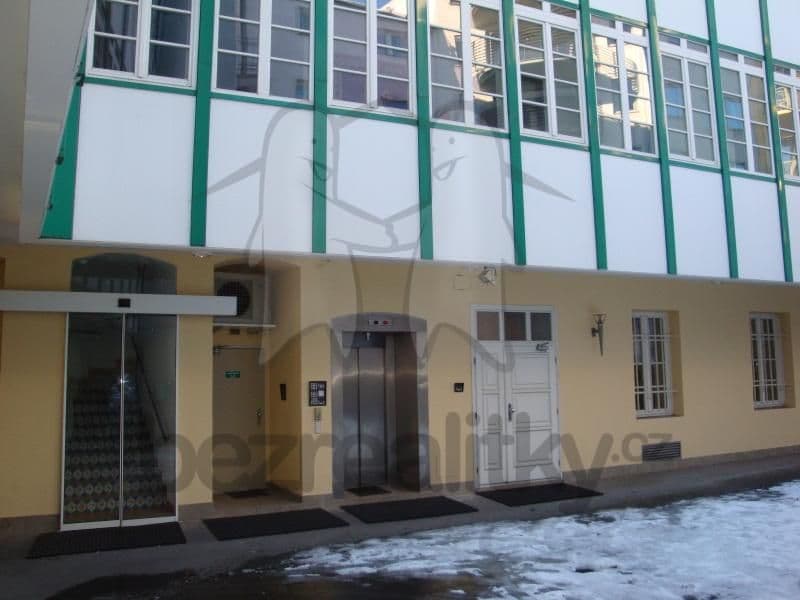 Pronájem bytu 2+kk 65 m², Letenské náměstí, Praha, Praha Pronájem bytu 2+kk 65 m², Letenské náměstí, Praha, Praha