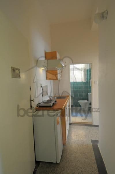 Pronájem bytu 1+kk 25 m², Pod Zvonařkou, Praha, Praha Pronájem bytu 1+kk 25 m², Pod Zvonařkou, Praha, Praha