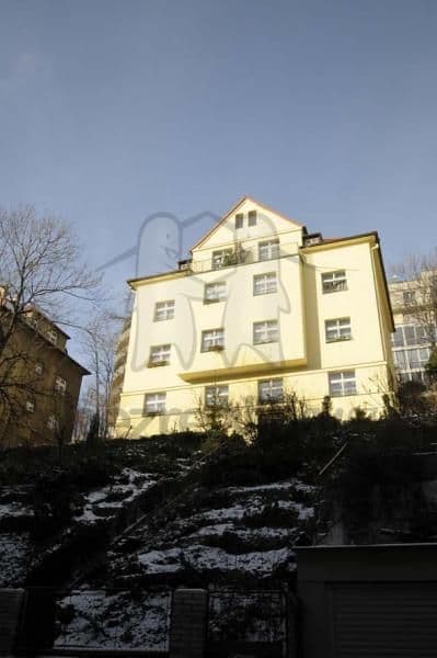 Pronájem bytu 1+kk 25 m², Pod Zvonařkou, Praha, Praha Pronájem bytu 1+kk 25 m², Pod Zvonařkou, Praha, Praha