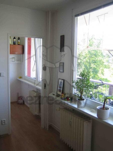 Pronájem bytu 1+kk 34 m², Hurbanova, Praha, Praha Pronájem bytu 1+kk 34 m², Hurbanova, Praha, Praha
