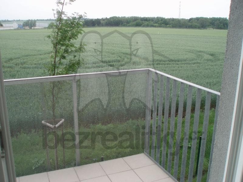 Pronájem bytu 1+kk 45 m², Chýně, Středočeský kraj Pronájem bytu 1+kk 45 m², Chýně, Středočeský kraj