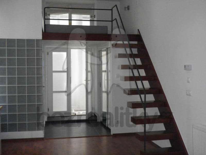 Pronájem bytu Garsoniéra 37 m², Dlouhá, Praha, Praha Pronájem bytu Garsoniéra 37 m², Dlouhá, Praha, Praha