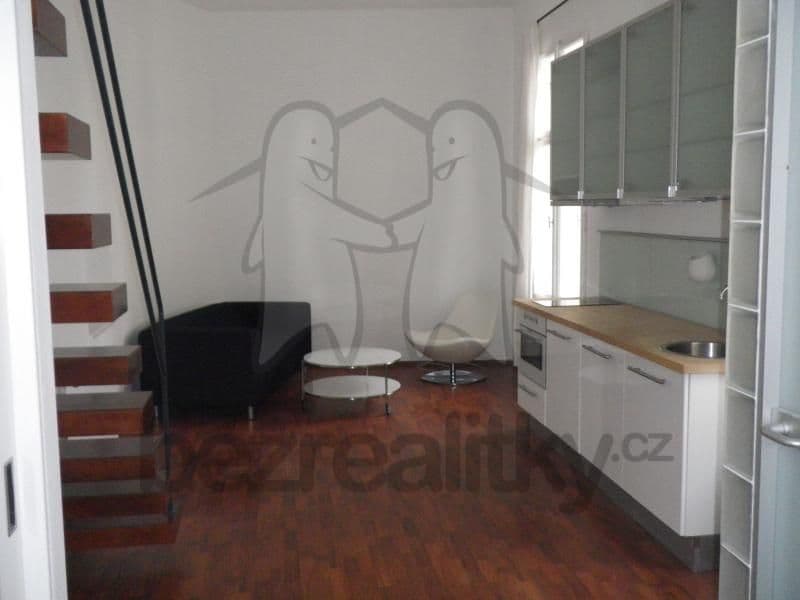 Pronájem bytu Garsoniéra 37 m², Dlouhá, Praha, Praha Pronájem bytu Garsoniéra 37 m², Dlouhá, Praha, Praha