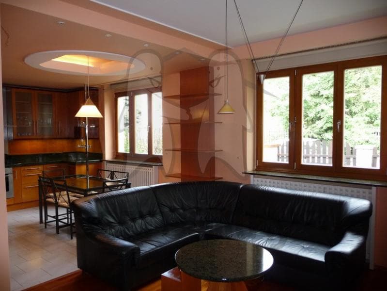 Pronájem domu 175 m², pozemek 350 m², Pod vinicí, Praha, Praha Pronájem domu 175 m², pozemek 350 m², Pod vinicí, Praha, Praha