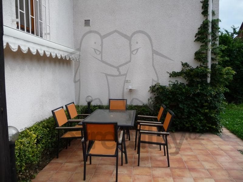 Pronájem domu 175 m², pozemek 350 m², Pod vinicí, Praha, Praha Pronájem domu 175 m², pozemek 350 m², Pod vinicí, Praha, Praha