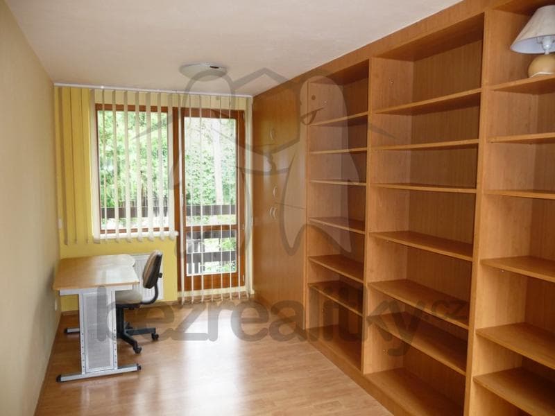 Pronájem domu 175 m², pozemek 350 m², Pod vinicí, Praha, Praha Pronájem domu 175 m², pozemek 350 m², Pod vinicí, Praha, Praha