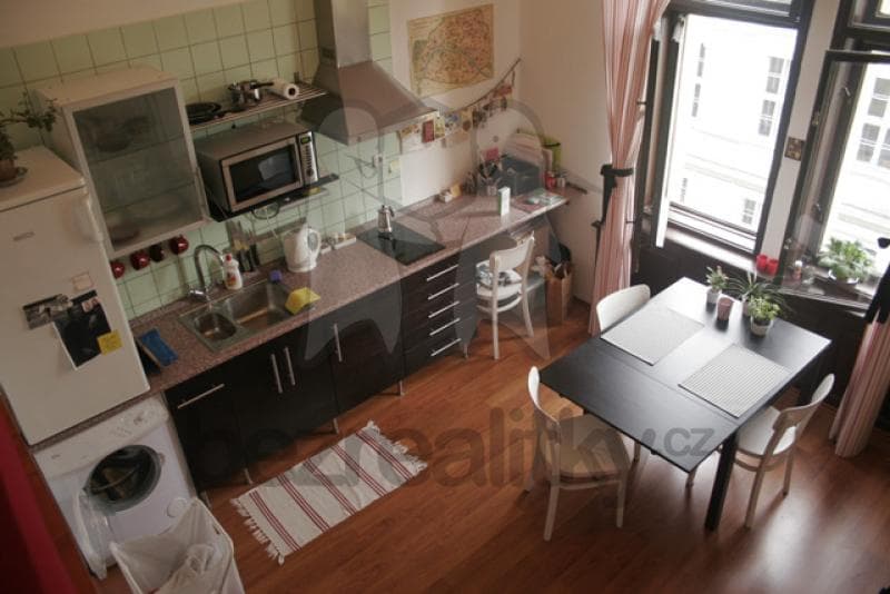 Pronájem bytu Garsoniéra 24 m², Pernerova, Praha, Praha Pronájem bytu Garsoniéra 24 m², Pernerova, Praha, Praha