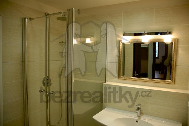 Pronájem bytu 2+kk 76 m², Linhartova, Praha, Praha Pronájem bytu 2+kk 76 m², Linhartova, Praha, Praha