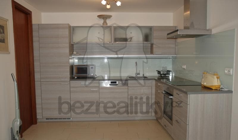 Pronájem bytu 2+kk 76 m², Linhartova, Praha, Praha Pronájem bytu 2+kk 76 m², Linhartova, Praha, Praha