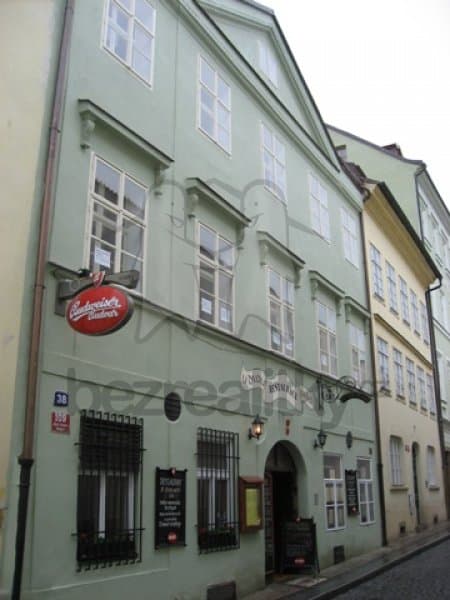Pronájem bytu Garsoniéra 19 m², U lužického semináře, Praha, Praha