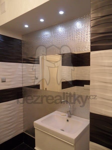 Pronájem kanceláře 145 m², Soukenická, Praha, Praha Pronájem kanceláře 145 m², Soukenická, Praha, Praha