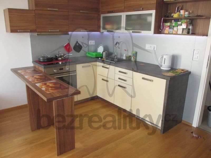 Pronájem bytu 1+kk 26 m², Mezitraťová, Praha, Praha Pronájem bytu 1+kk 26 m², Mezitraťová, Praha, Praha