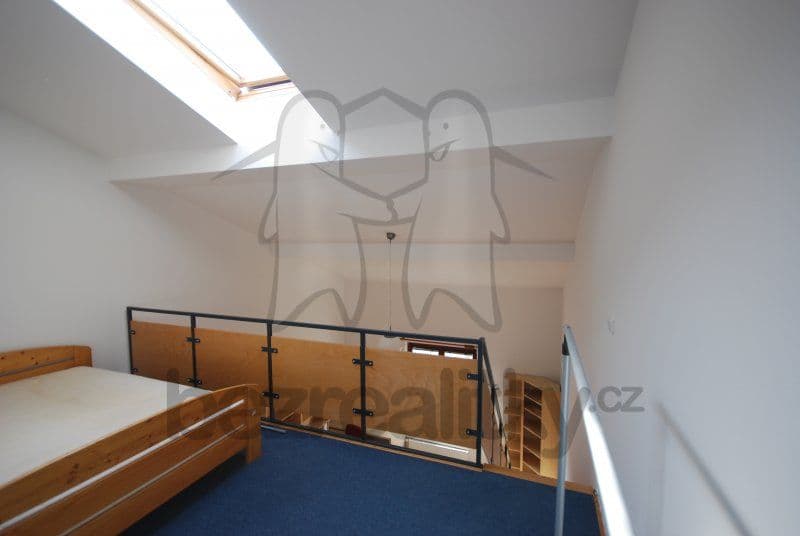 Pronájem bytu 1+kk 49 m², Za Mlýnem, Hostivice, Středočeský kraj Pronájem bytu 1+kk 49 m², Za Mlýnem, Hostivice, Středočeský kraj