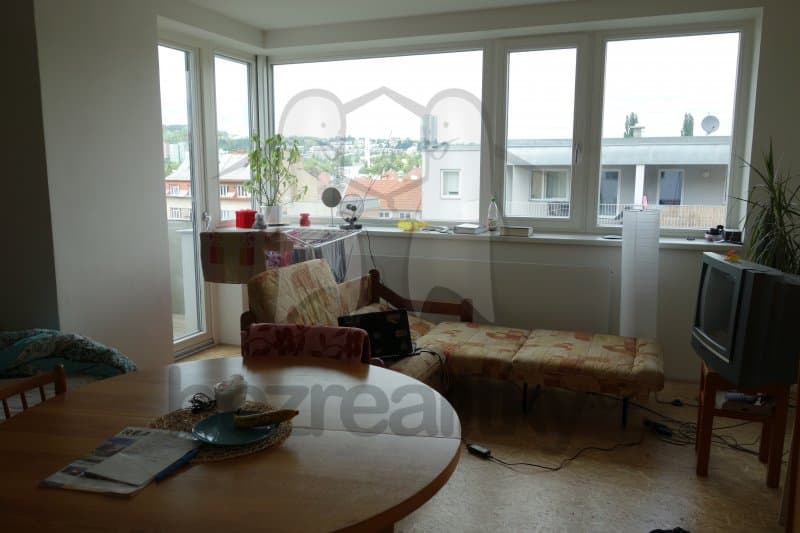 Pronájem bytu Garsoniéra 35 m², Šeránkova, Brno, Jihomoravský kraj Pronájem bytu Garsoniéra 35 m², Šeránkova, Brno, Jihomoravský kraj