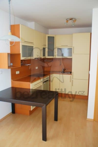Pronájem bytu 2+kk 51 m², Jetelová, Praha, Praha Pronájem bytu 2+kk 51 m², Jetelová, Praha, Praha