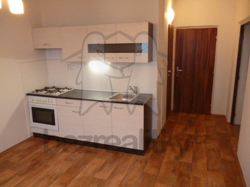 Pronájem bytu 1+1 39 m², Manětínská, Plzeň, Plzeňský kraj Pronájem bytu 1+1 39 m², Manětínská, Plzeň, Plzeňský kraj