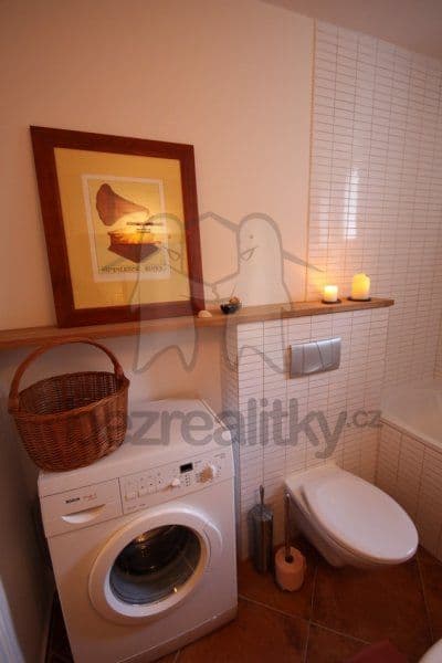 Pronájem bytu 1+1 40 m², Kladenská, Praha, Praha Pronájem bytu 1+1 40 m², Kladenská, Praha, Praha