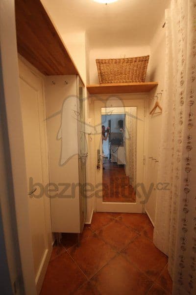 Pronájem bytu 1+1 40 m², Kladenská, Praha, Praha Pronájem bytu 1+1 40 m², Kladenská, Praha, Praha