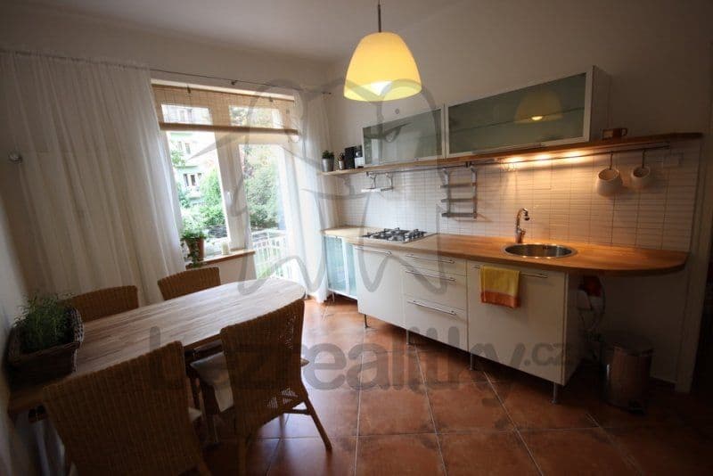 Pronájem bytu 1+1 40 m², Kladenská, Praha, Praha Pronájem bytu 1+1 40 m², Kladenská, Praha, Praha