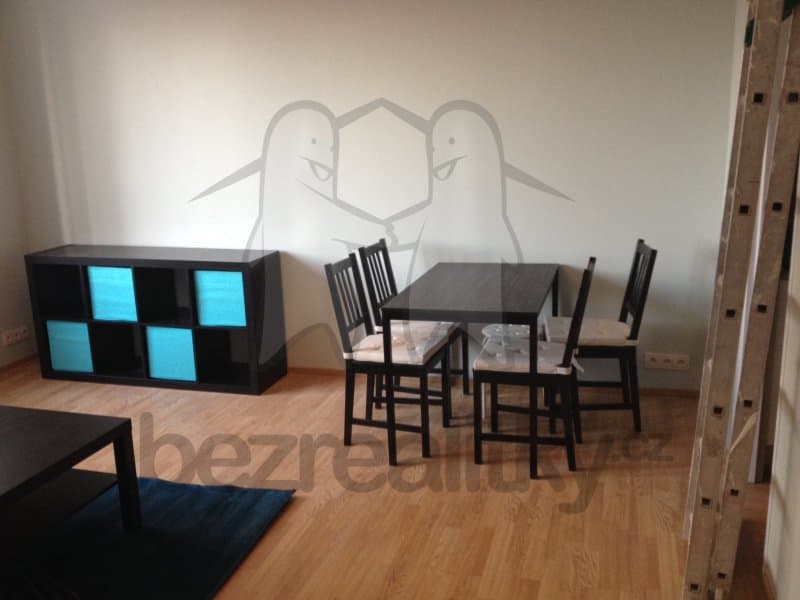 Pronájem bytu 2+kk 39 m², Kouřimská, Praha, Praha Pronájem bytu 2+kk 39 m², Kouřimská, Praha, Praha