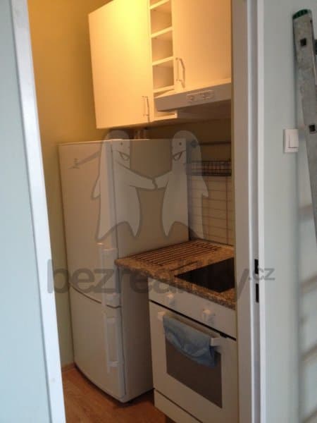 Pronájem bytu 2+kk 39 m², Kouřimská, Praha, Praha Pronájem bytu 2+kk 39 m², Kouřimská, Praha, Praha