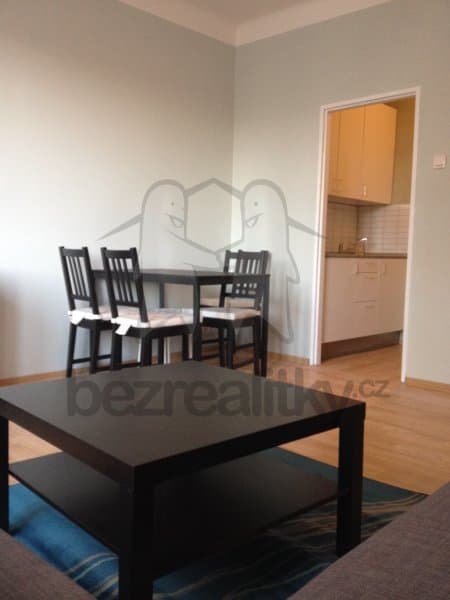 Pronájem bytu 2+kk 39 m², Kouřimská, Praha, Praha Pronájem bytu 2+kk 39 m², Kouřimská, Praha, Praha