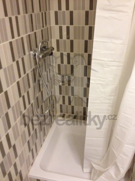 Pronájem bytu 2+kk 39 m², Kouřimská, Praha, Praha Pronájem bytu 2+kk 39 m², Kouřimská, Praha, Praha