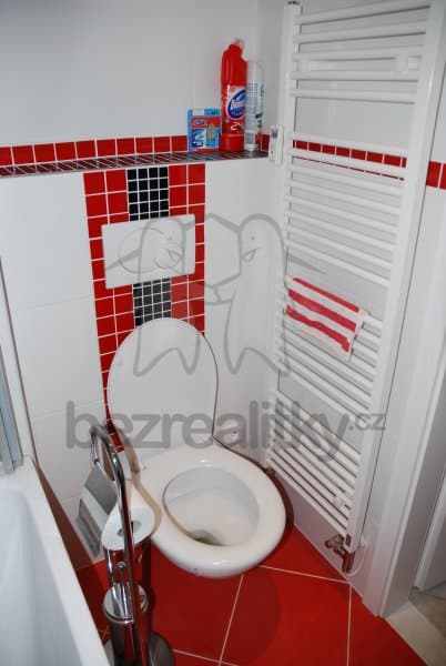 Pronájem bytu 1+1 29 m², Na Dionysce, Praha, Praha Pronájem bytu 1+1 29 m², Na Dionysce, Praha, Praha