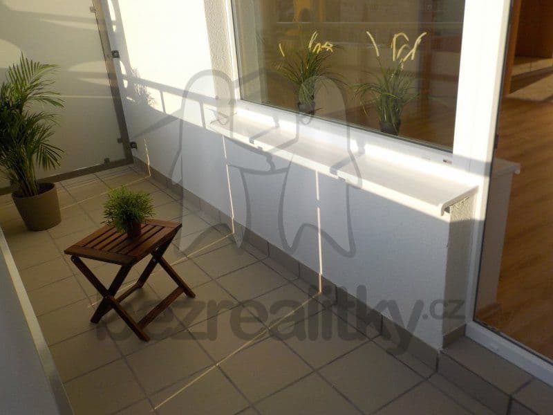 Pronájem bytu Garsoniéra 33 m², Janovská, Praha, Praha Pronájem bytu Garsoniéra 33 m², Janovská, Praha, Praha